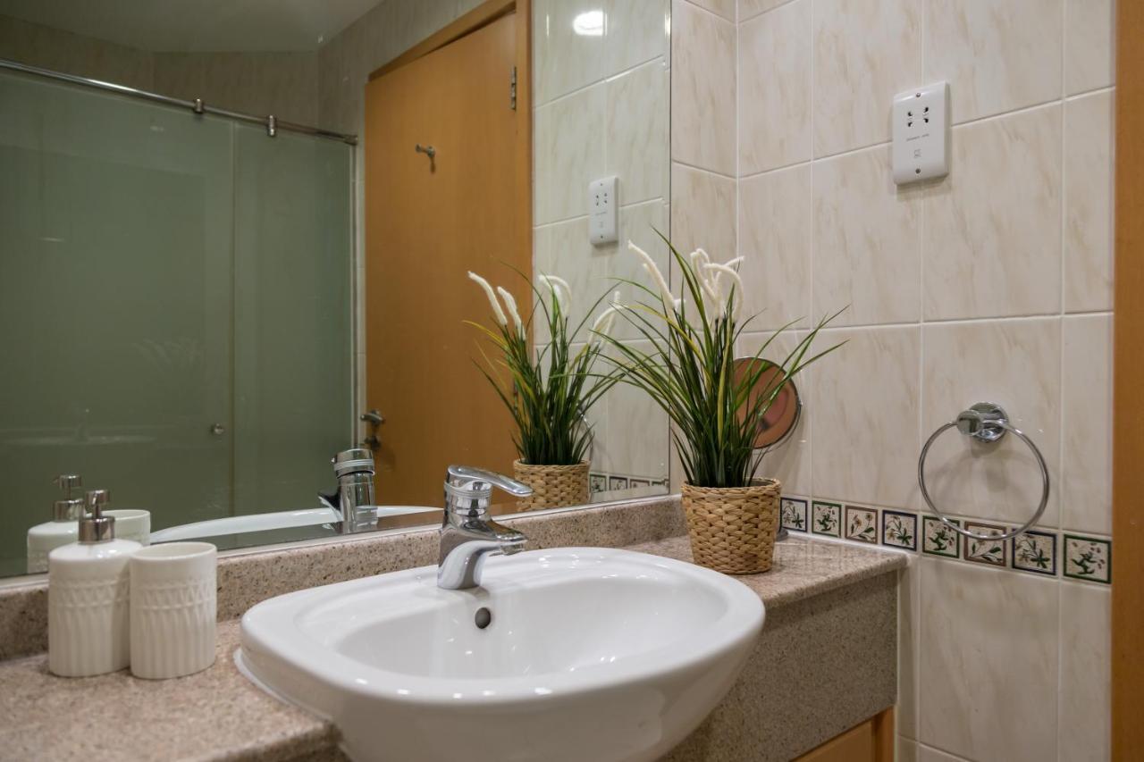 Higuests Vacation Homes - Marina Terrace ドバイ エクステリア 写真